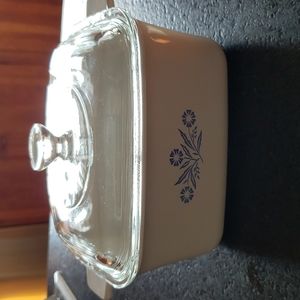 Pyrex CorningWare Cornflower with lid
